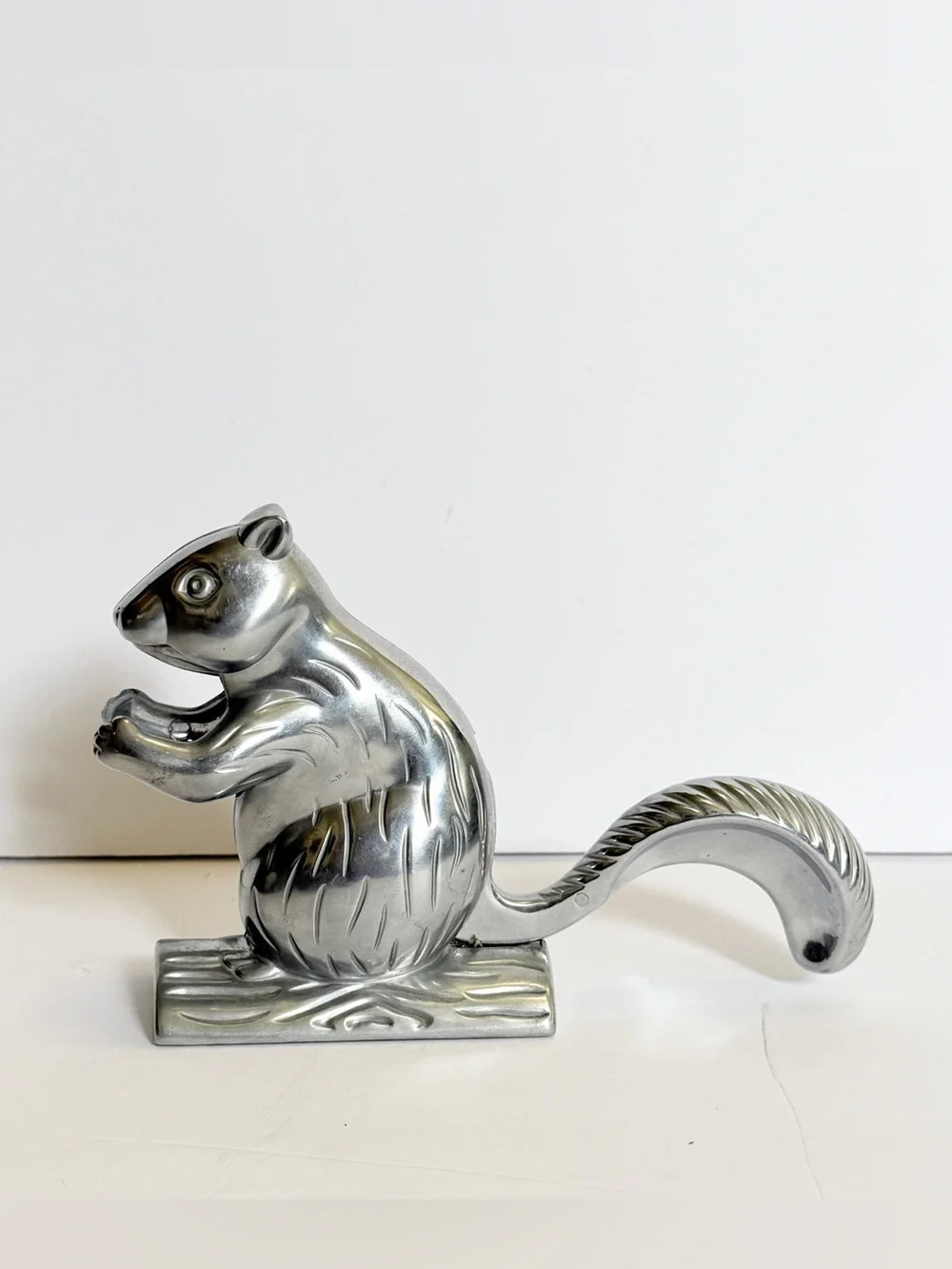 Vintage Davy Crackit Squirrel Mechanical Nutcracker Cast Aluminum